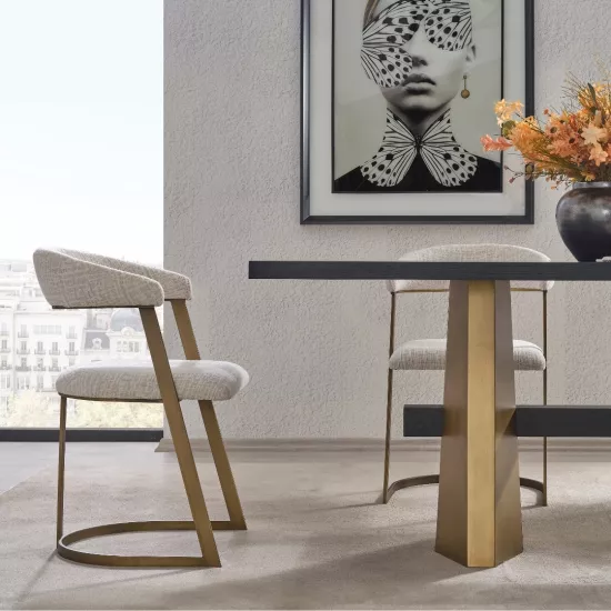 Stella Siyah Sandalye