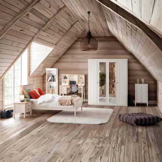 Petra Ay Genç Odası